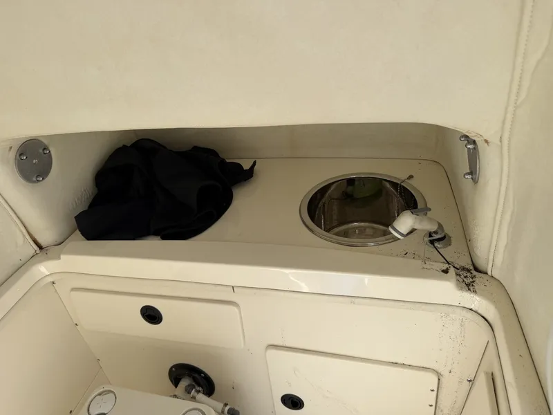 Slide: The Image of Boston Whaler 26 Outrage 1999 - 6509756