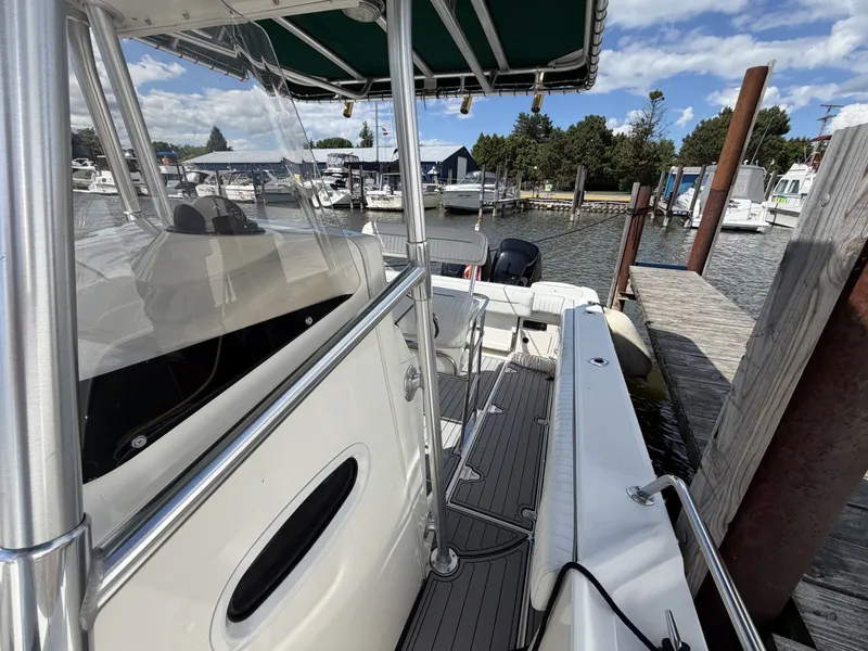 Slide: The Image of Boston Whaler 26 Outrage 1999 - 6509771
