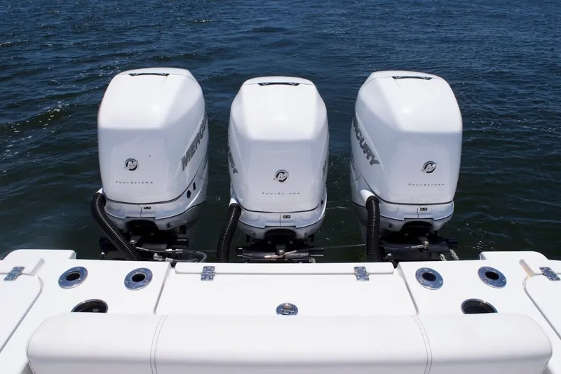 Slide: The Image of 2022 Sportsman Open 352 - Cockpit 2022 Sportsman 35 Open 352 - 7682322