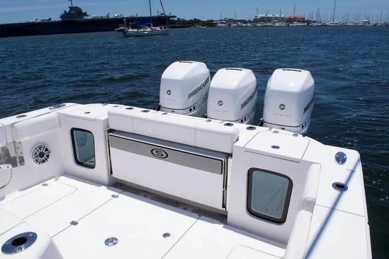 Slide: The Image of 2022 Sportsman Open 352 - Cockpit 2022 Sportsman 35 Open 352 - 7682323