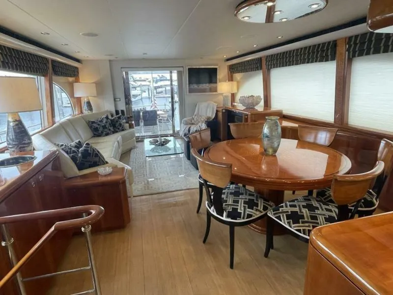 Slide: The Image of Salon Looking Aft     - 6513901