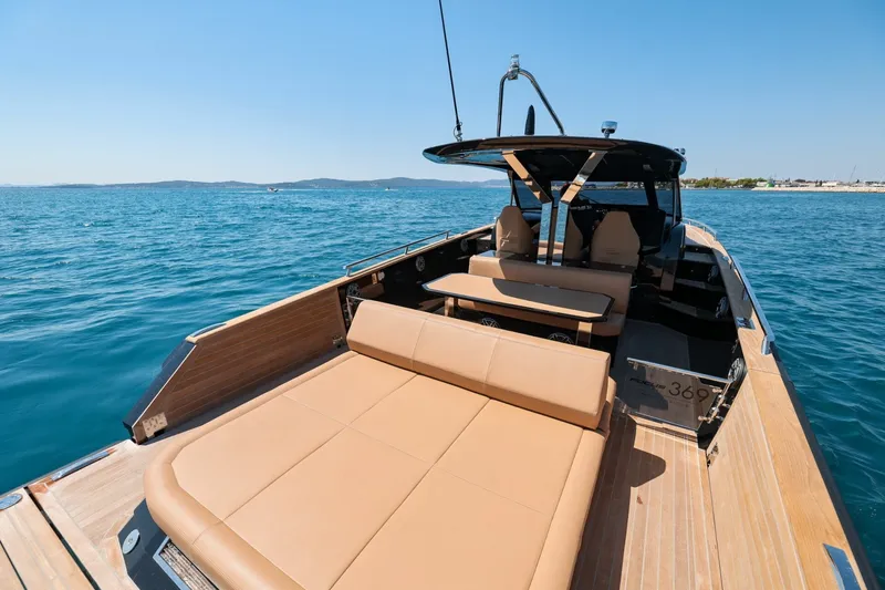 Slide: The Image of Focus Motor Yachts Forza 2027 - 6514268