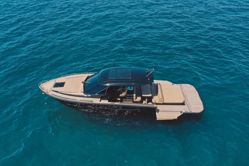 Slide: The Image of Focus Motor Yachts Forza 2027 - 6514260