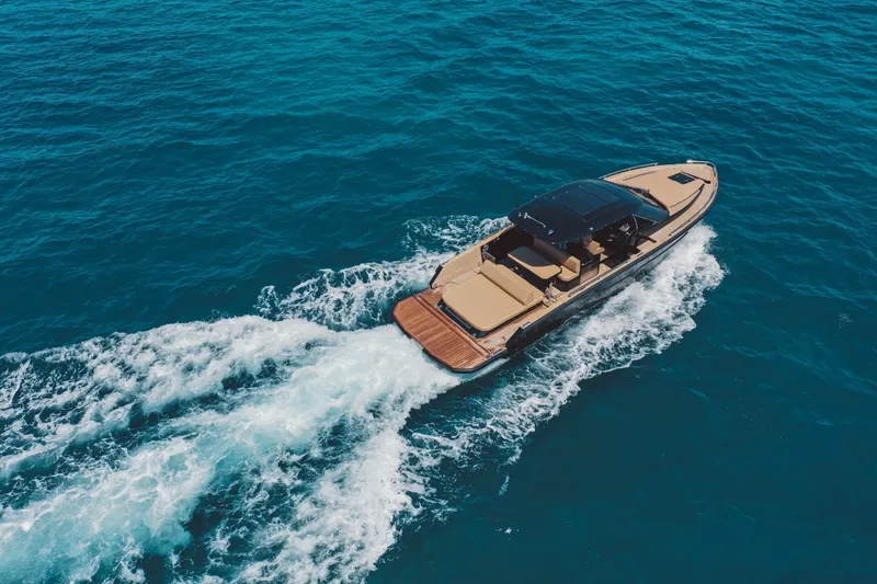 Slide: The Image of Focus Motor Yachts Forza 2027 - 6514255