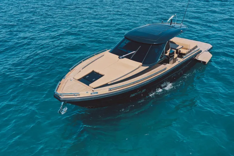 Slide: The Image of Focus Motor Yachts Forza 2027 - 6514259