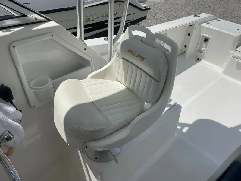 Slide: The Image of Sea Pro 238WA 2004 - 6514315