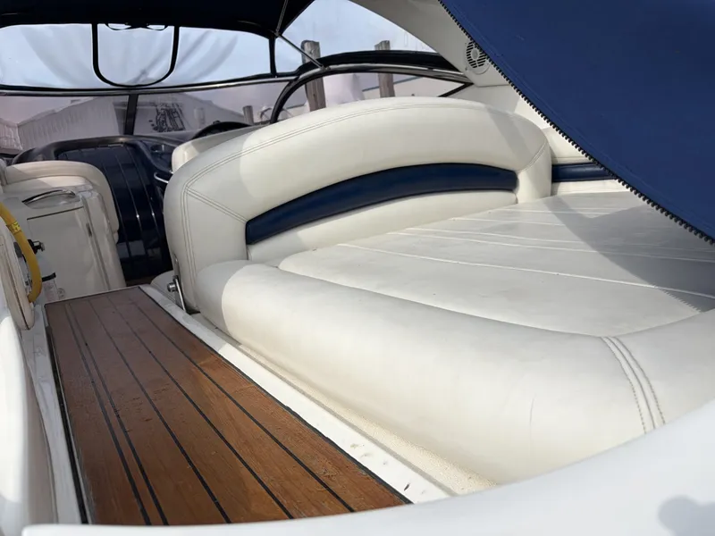 Slide: The Image of Sunseeker 34 2000 - 6518074