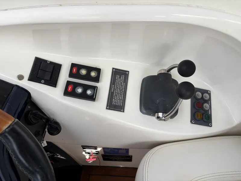 Slide: The Image of Sunseeker 34 2000 - 6518118
