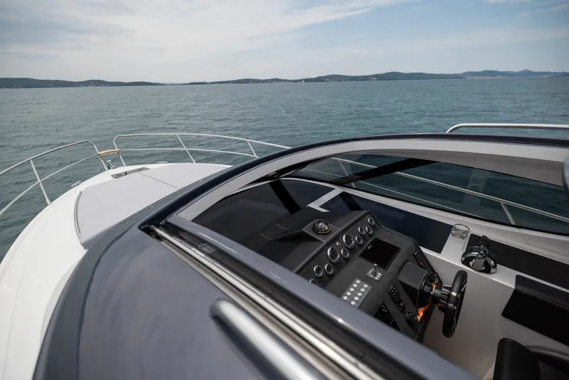 Slide: The Image of Focus Motor Yachts Power 2027 - 6518325