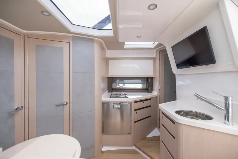 Slide: The Image of Focus Motor Yachts Power 2027 - 6518329