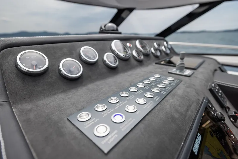 Slide: The Image of Focus Motor Yachts Power 2027 - 6518322