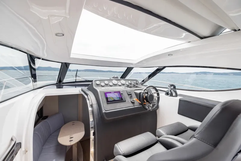 Slide: The Image of Focus Motor Yachts Power 2027 - 6518320