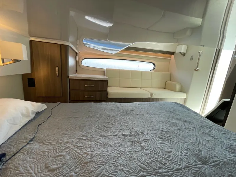 Slide: The Image of Regal 38 Grand Coupe 2022 - 7649494