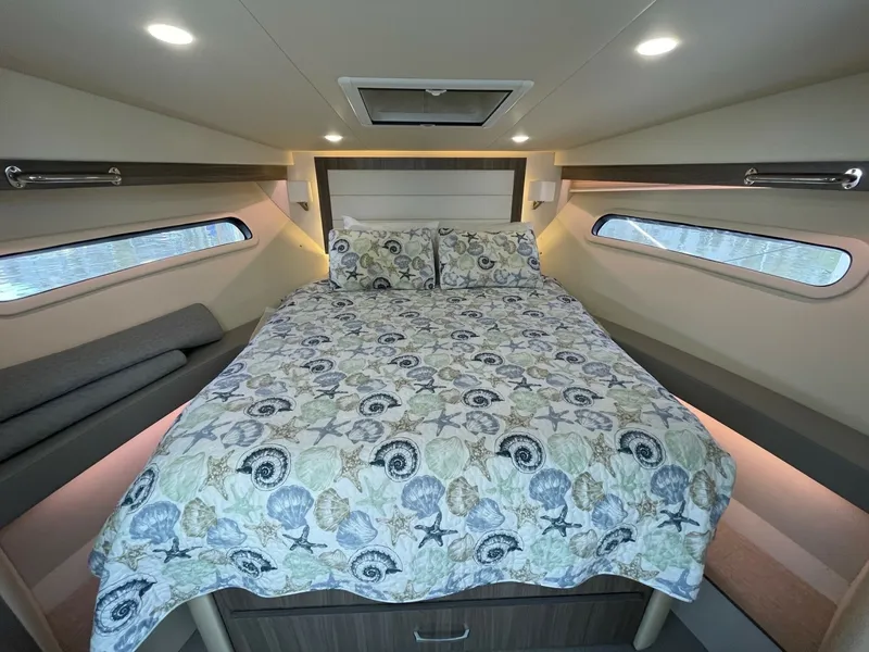 Slide: The Image of Regal 38 Grand Coupe 2022 - 6517977