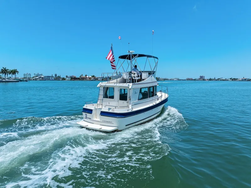 Slide: The Image of Camano 31 Trawler 2001 - 6518098