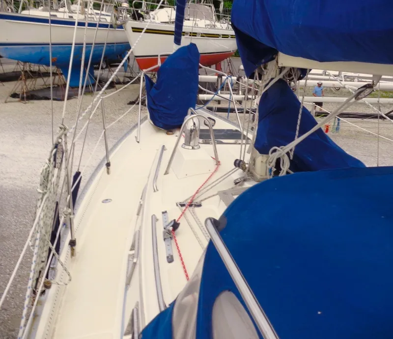 Slide: The Image of Pacific Seacraft 31 2008 - 6518582