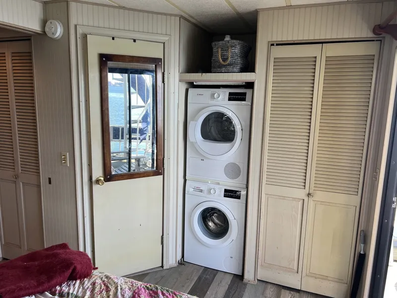 Slide: The Image of Sumerset Houseboat 1993 - 7818402