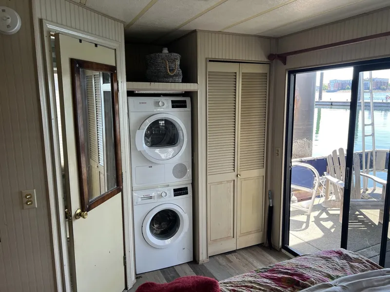 Slide: The Image of Sumerset Houseboat 1993 - 7818403