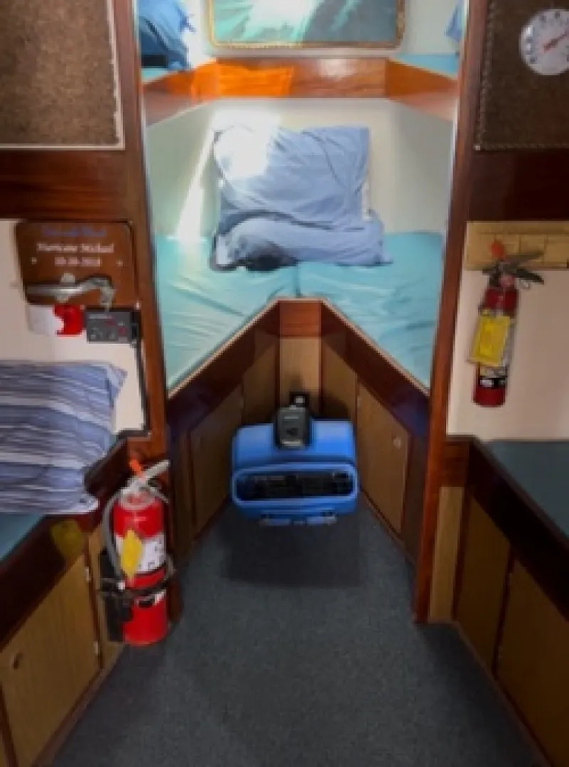Slide: The Image of Miller Sportfish 55 1987 - 6518590