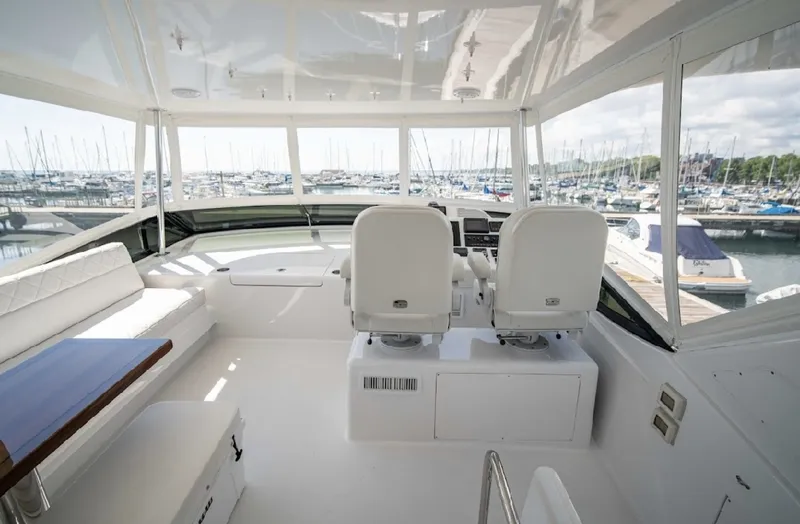 Slide: The Image of Hatteras 60 OVATION - Flybridge 2017 Hatteras 60 Motoryacht OVATION - 7656314