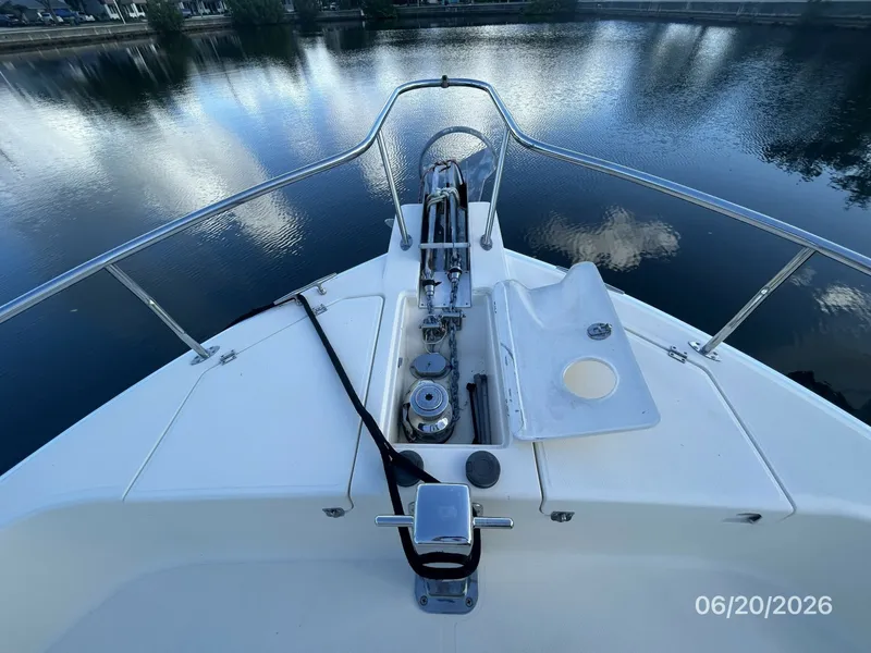 Slide: The Image of 40' Mainship anchor windlass1 - 6519828