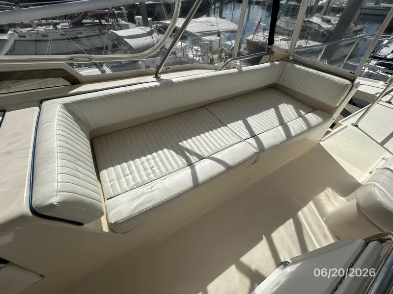 Slide: The Image of 40' Mainship flybridge starboard aft seating - 6519877