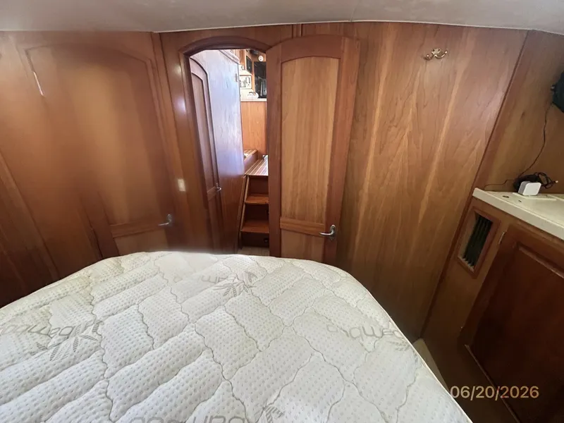 Slide: The Image of 40' Mainship master stateroom aft - 6519936