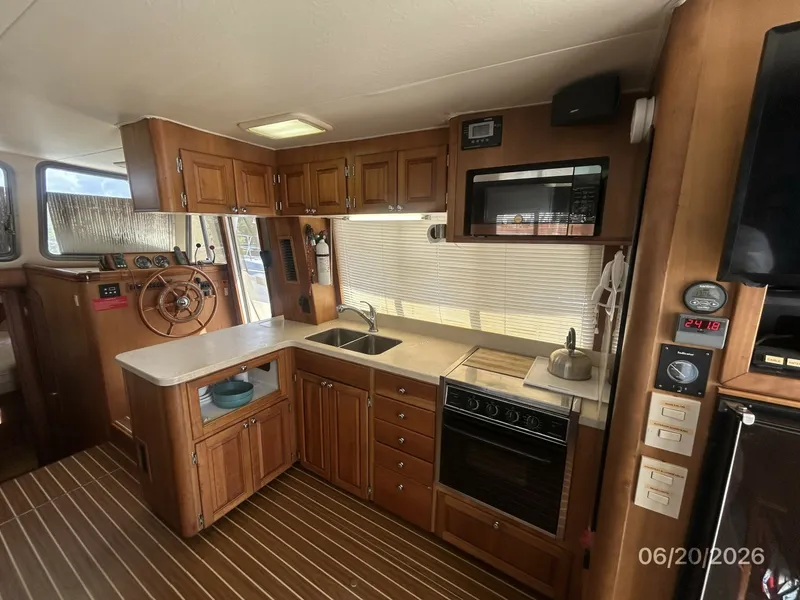 Slide: The Image of 40' Mainship galley1 - 6519900