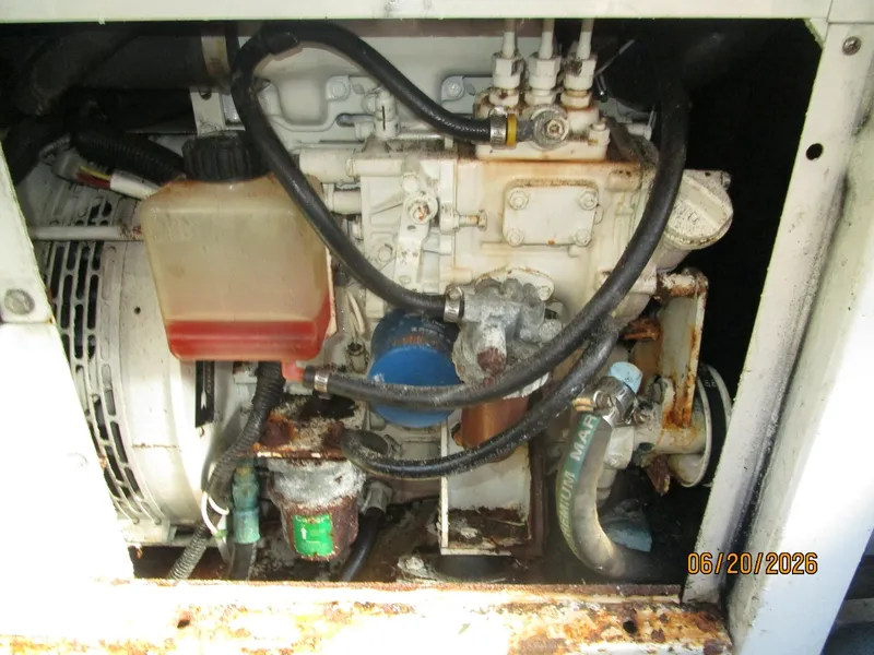 Slide: The Image of 40' Mainship generator - 6519906
