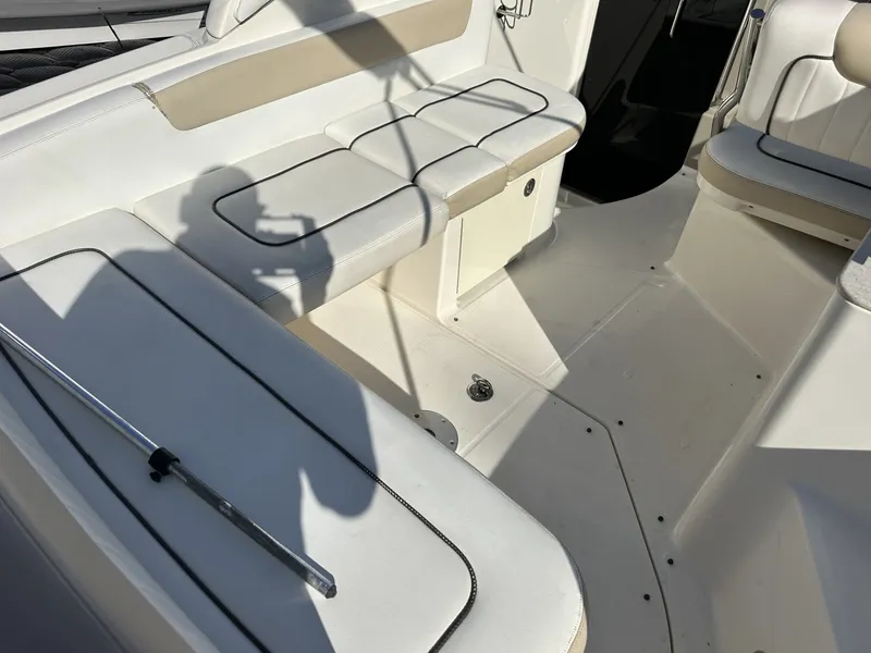 Slide: The Image of Sea Ray 260 Sundancer 2010 - 6847071