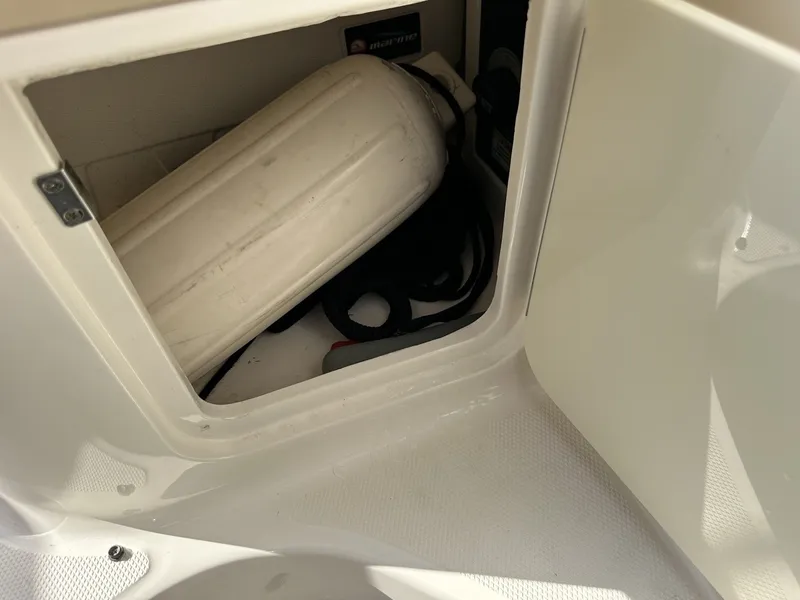 Slide: The Image of Sea Ray Sundancer 260 2010 - 7507961
