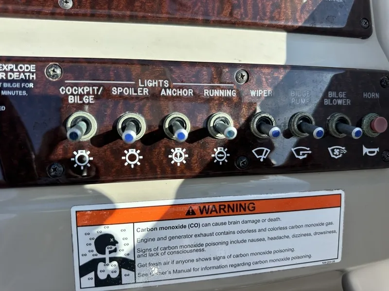 Slide: The Image of Sea Ray Sundancer 260 2010 - 7507948