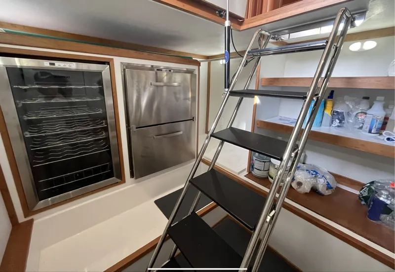Slide: The Image of Utility room - 6519744