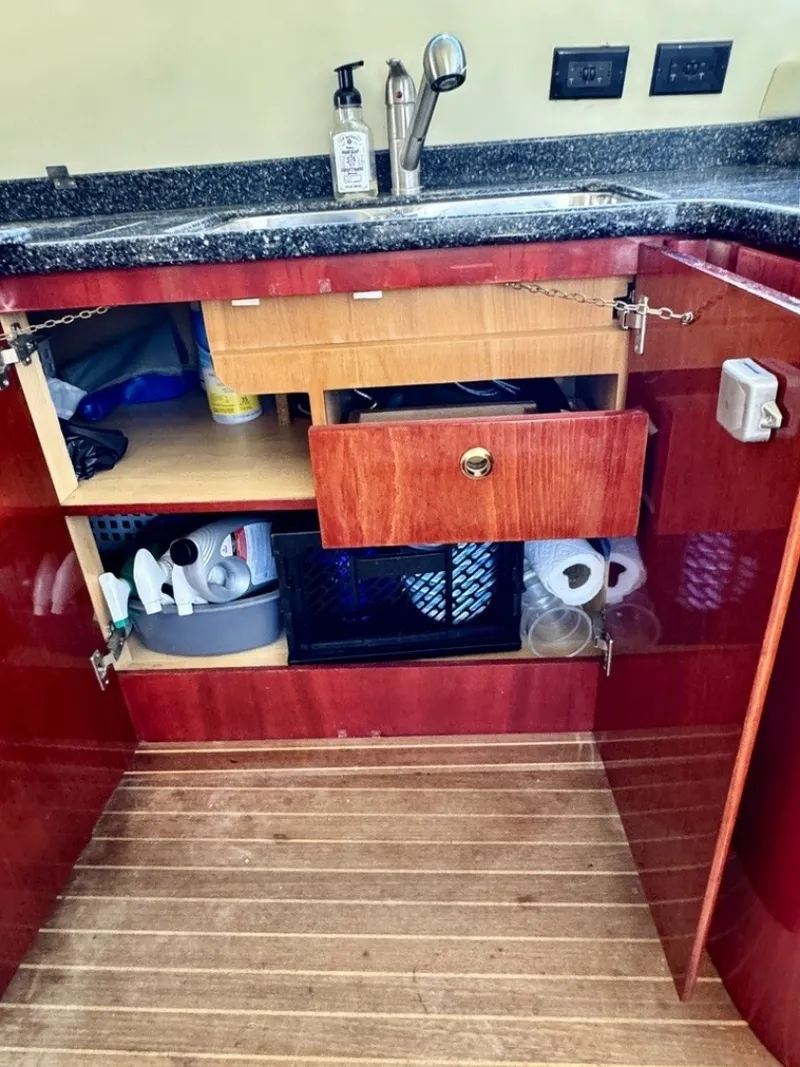 Slide: The Image of Birchwood Challenger 450 Flybridge 1999 - 6564938