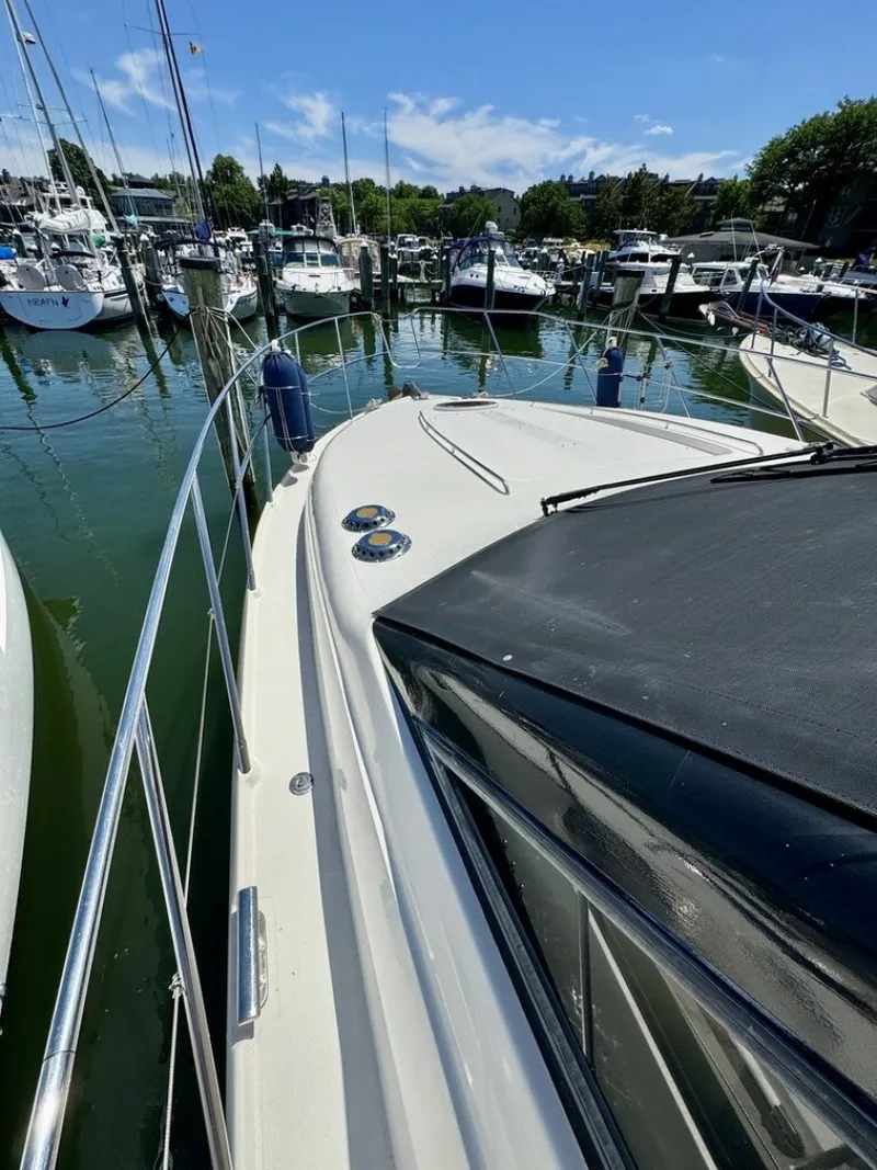 Slide: The Image of Birchwood Challenger 450 Flybridge 1999 - 6564929