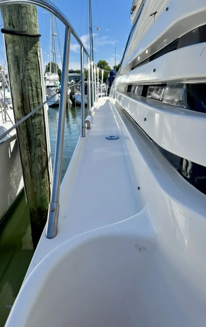 Slide: The Image of Birchwood Challenger 450 Flybridge 1999 - 6564928