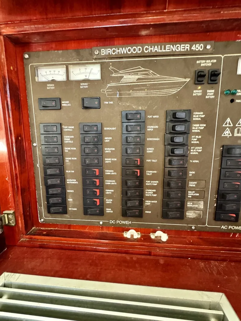 Slide: The Image of Birchwood Challenger 450 Flybridge 1999 - 6564912