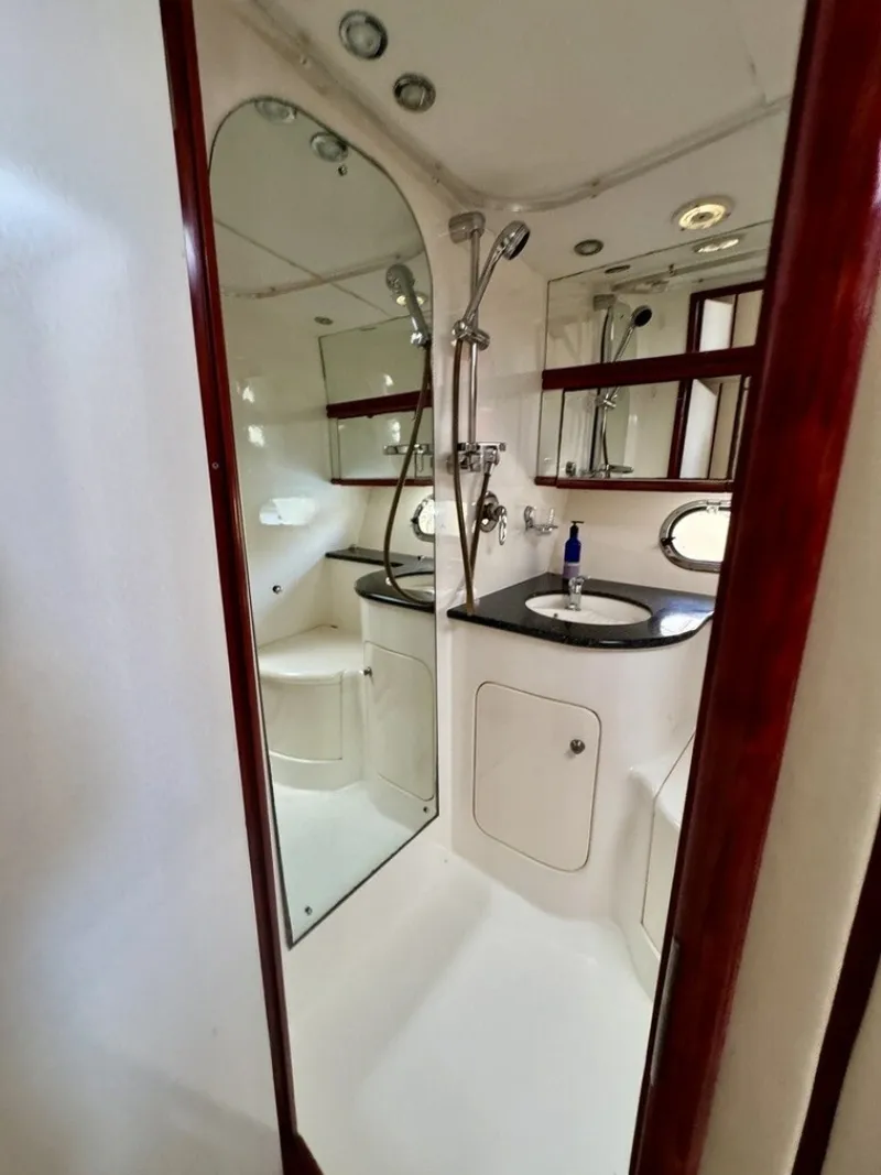 Slide: The Image of Birchwood Challenger 450 Flybridge 1999 - 6564947