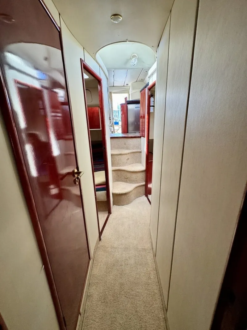 Slide: The Image of Birchwood Challenger 450 Flybridge 1999 - 6564949