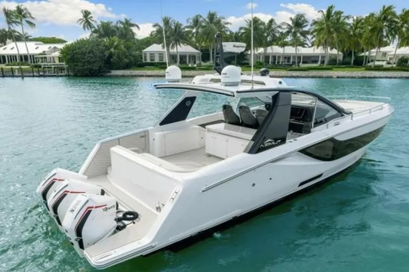 Slide: The Image of Azimut 42 Verve 2023 - 6520011