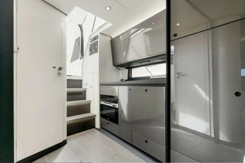 Slide: The Image of Azimut 42 Verve 2023 - 6520021
