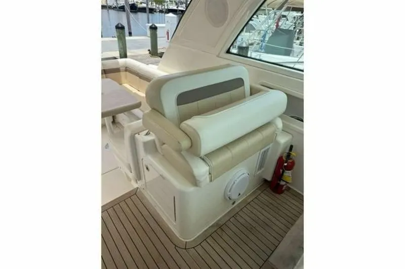 Slide: The Image of Sea Ray 450 Sundancer 2012 - 6520154