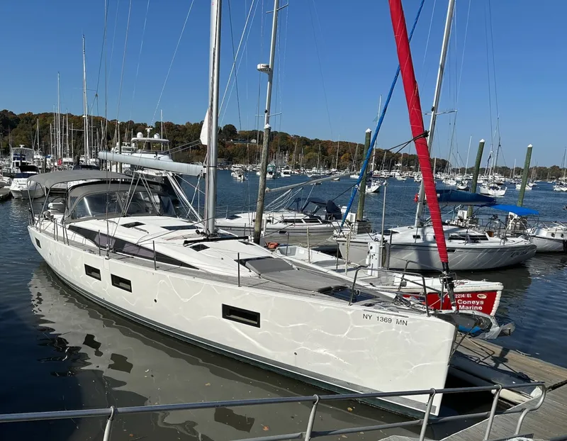 Slide: The Image of Jeanneau 51 2018 - 6520252