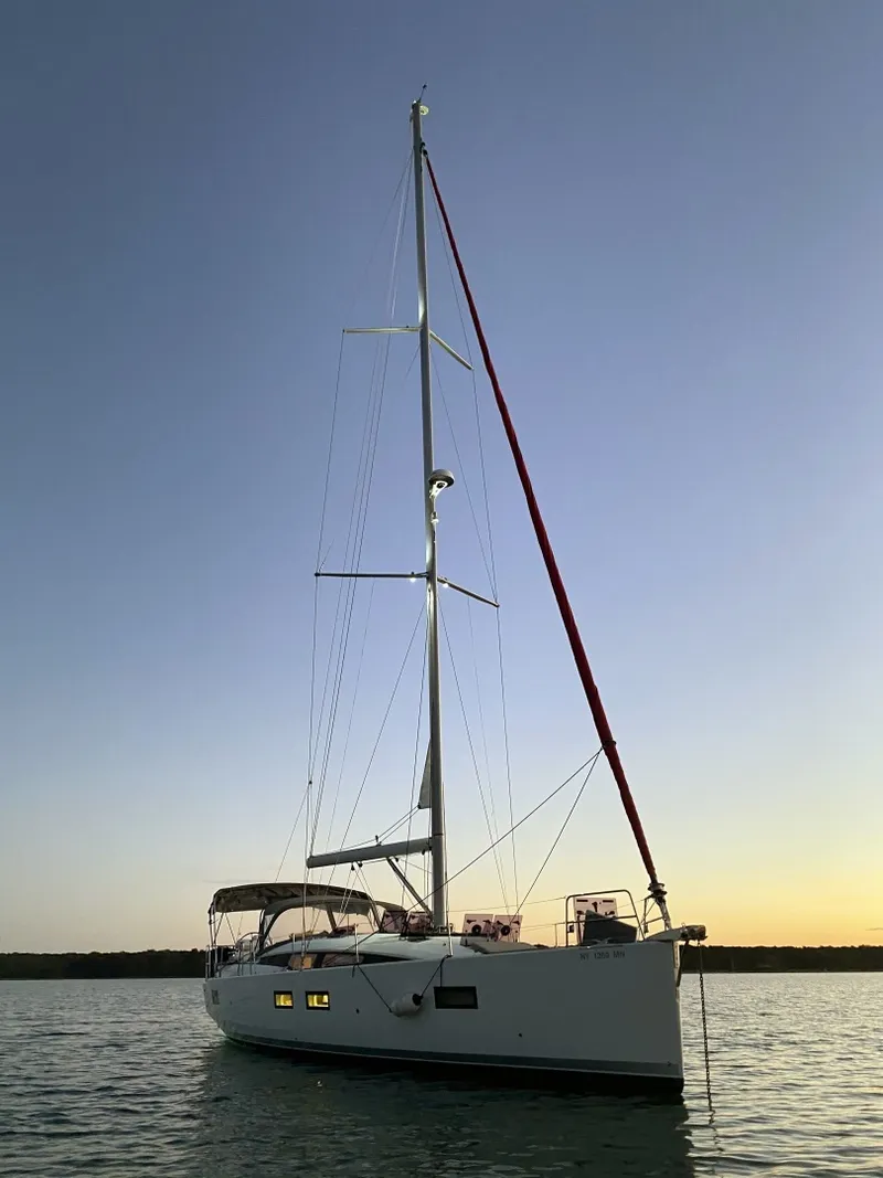 Slide: The Image of Jeanneau 51 2018 - 6520256