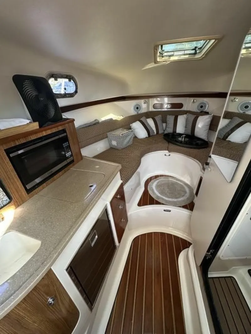 Slide: The Image of Pursuit OS 315 Offshore 2008 - 6520390