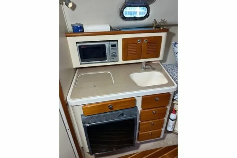 Slide: The Image of Pursuit OS 335 Offshore 2008 - 6520454