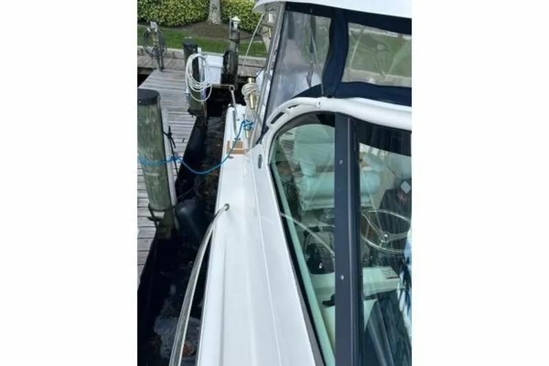 Slide: The Image of Pursuit OS 335 Offshore 2008 - 6520441