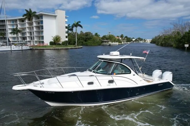 The Image of Pursuit OS 335 Offshore 2008 - 6520433