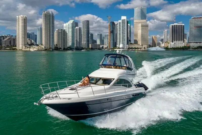Slide: The Image of Sea Ray 44 Sedan Bridge 2006 - 6520489
