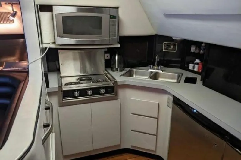 Slide: The Image of Sea Ray 460 Sundancer 1988 - 6520683